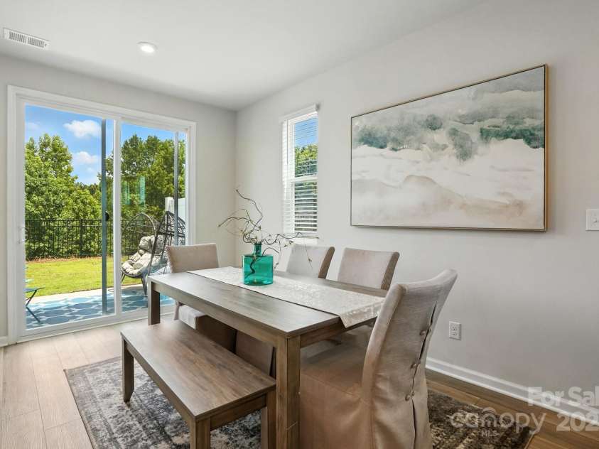 7140 Hodges Meadow Lane, Charlotte, NC 28213.  MLS# CAR4280479, YatesRealty ID 25157. 