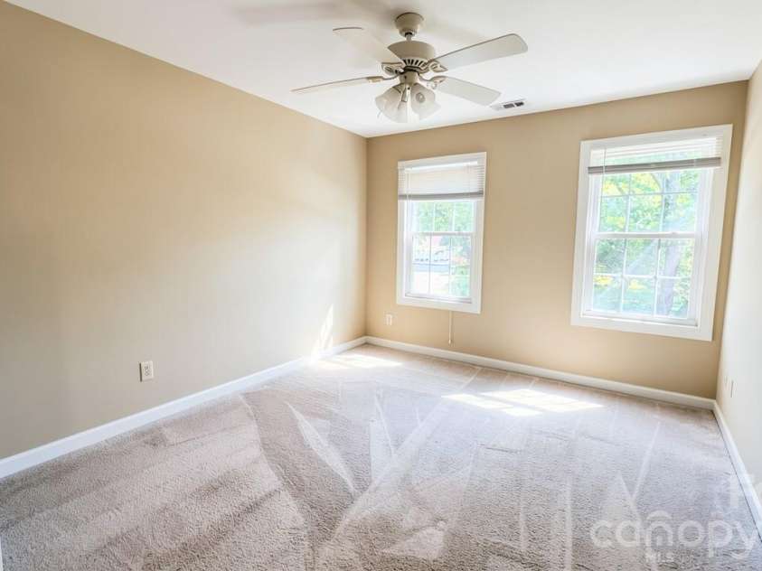 7218 Quail Ridge Drive, Charlotte, NC 28226.  MLS# CAR4383333, YatesRealty ID 25157. 