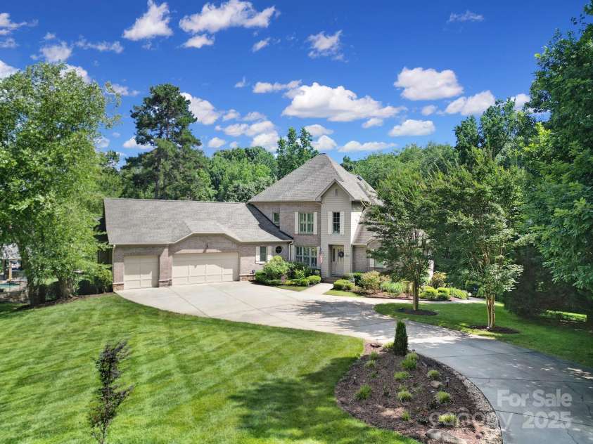 166 Atlantic Way, Mooresville, NC 28117.  MLS# CAR4277793, YatesRealty ID 25158. 