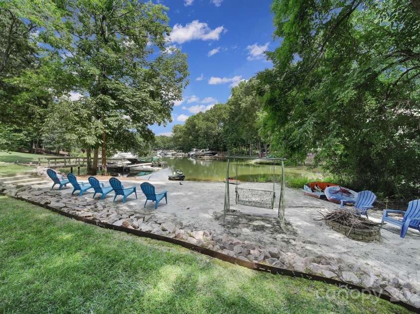 166 Atlantic Way, Mooresville, NC 28117.  MLS# CAR4277793, YatesRealty ID 25158. 