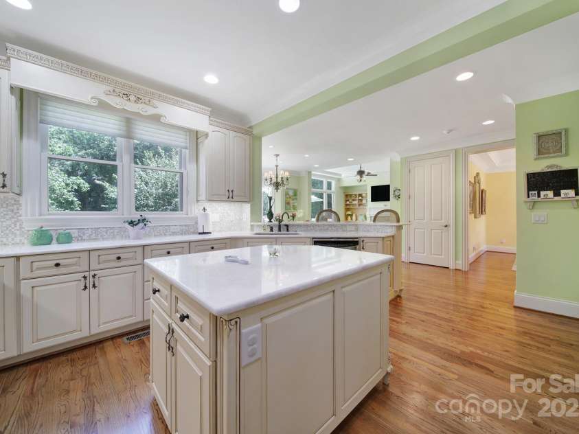 166 Atlantic Way, Mooresville, NC 28117.  MLS# CAR4277793, YatesRealty ID 25158. 