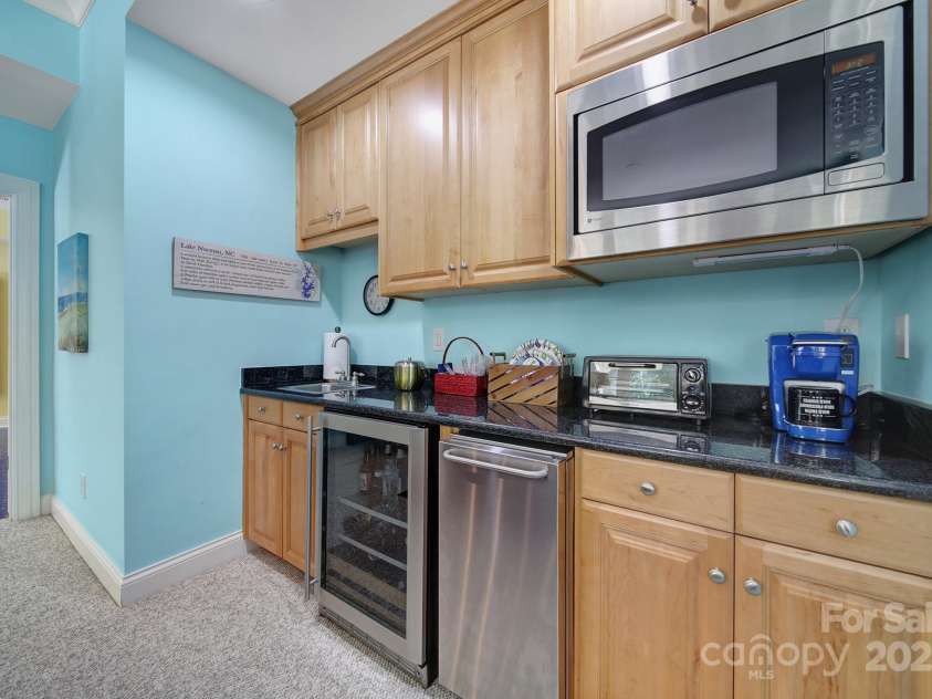 166 Atlantic Way, Mooresville, NC 28117.  MLS# CAR4277793, YatesRealty ID 25158. 