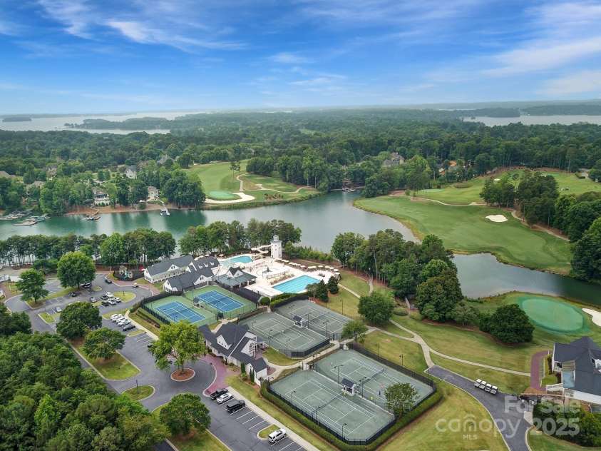 166 Atlantic Way, Mooresville, NC 28117.  MLS# CAR4277793, YatesRealty ID 25158. 