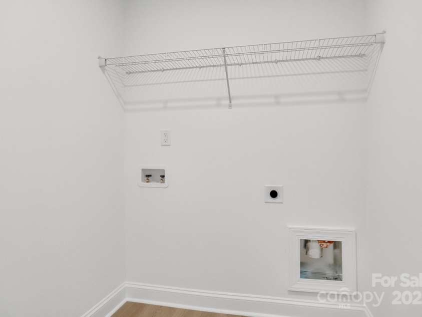 465 Contentment Court, Kannapolis, NC 28081.  MLS# CAR4280489, YatesRealty ID 25159. 