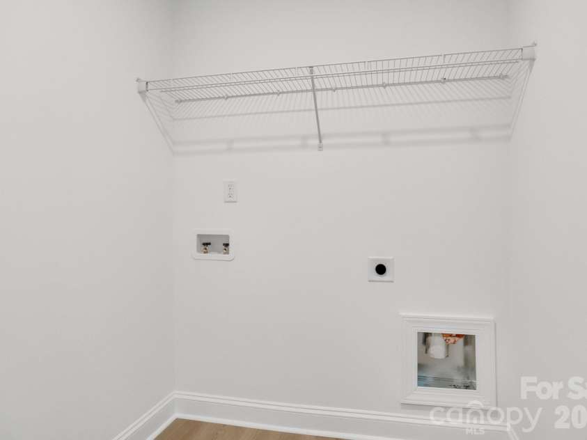 465 Contentment Court, Kannapolis, NC 28081.  MLS# CAR4280489, YatesRealty ID 25159. 