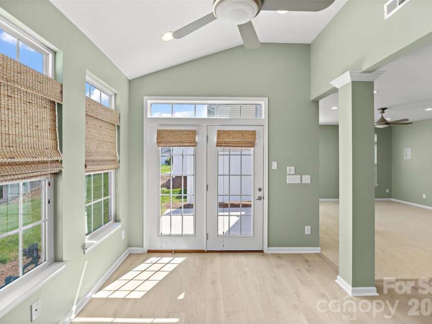 9548 Birkwood Court, Charlotte, NC 28278.  MLS# CAR4363616, YatesRealty ID 25159. 