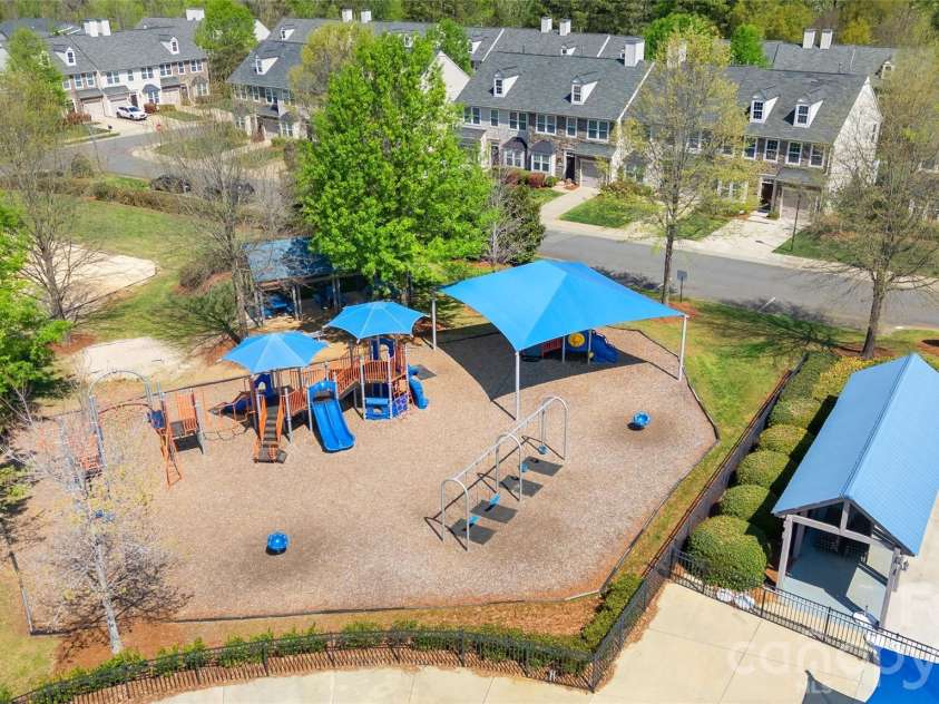 9548 Birkwood Court, Charlotte, NC 28278.  MLS# CAR4363616, YatesRealty ID 25159. 