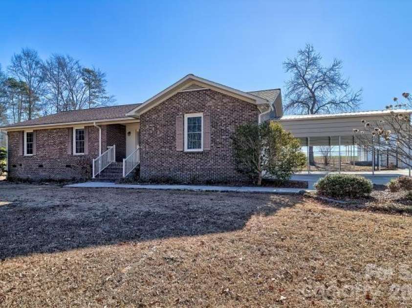 1139 Merribrook Lane, Lancaster, SC 29720.  MLS# CAR4334036, YatesRealty ID 2516. 