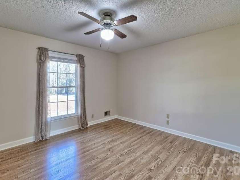 1139 Merribrook Lane, Lancaster, SC 29720.  MLS# CAR4334036, YatesRealty ID 2516. 