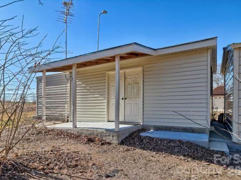 1139 Merribrook Lane, Lancaster, SC 29720.  MLS# CAR4334036, YatesRealty ID 2516. 