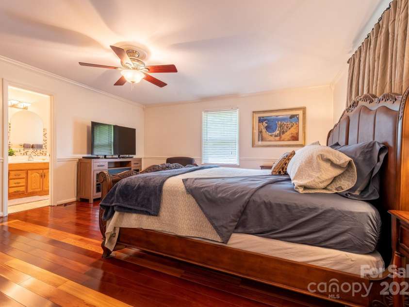 3711 Davis Drive, Charlotte, NC 28270.  MLS# CAR4274026, YatesRealty ID 2516. 