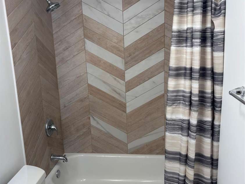 3711 Davis Drive, Charlotte, NC 28270.  MLS# CAR4274026, YatesRealty ID 2516. 