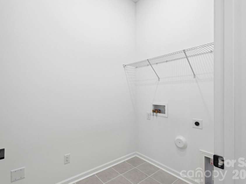 5068 Duval Circle, Tega Cay, SC 29708.  MLS# CAR4329957, YatesRealty ID 25162. 5068 Duval Circle ~ Ready Now
