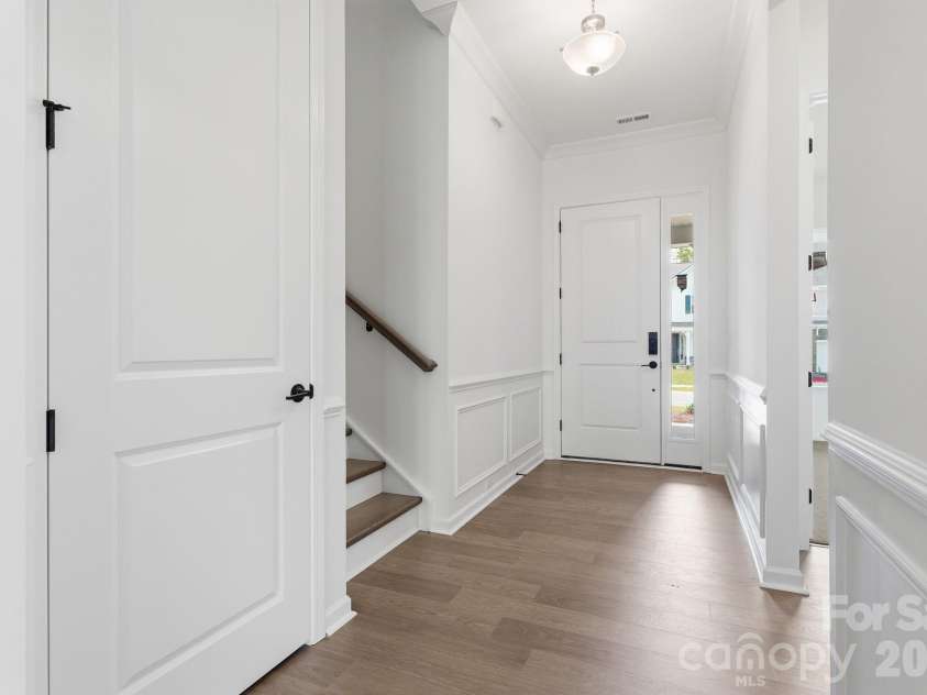 5068 Duval Circle, Tega Cay, SC 29708.  MLS# CAR4329957, YatesRealty ID 25162. 5068 Duval Circle ~ Ready Now