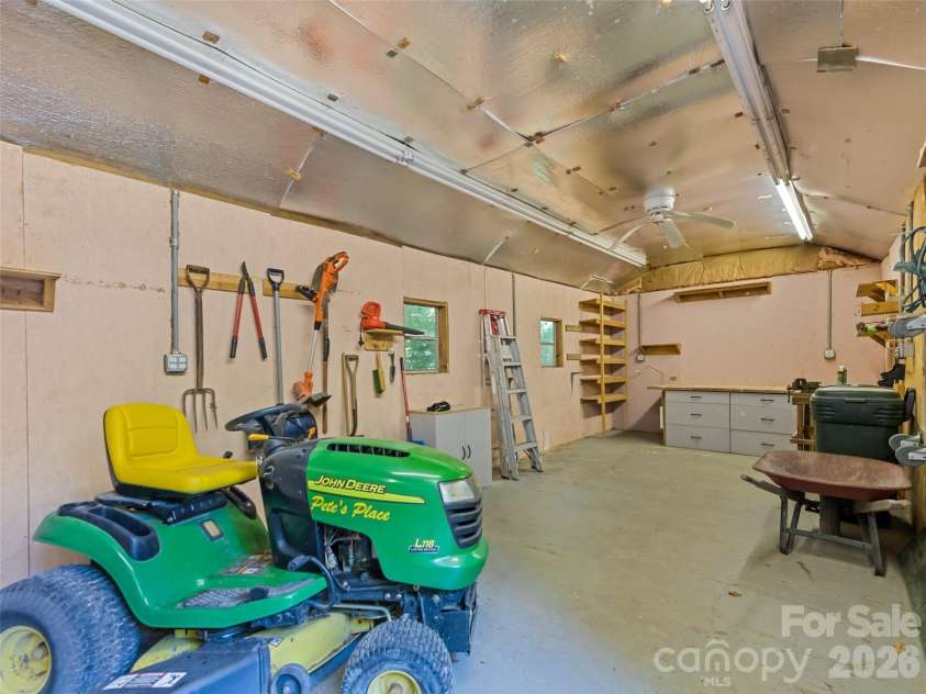 102 Serenity Lane, Clyde, NC 28721.  MLS# CAR4384211, YatesRealty ID 25163. 