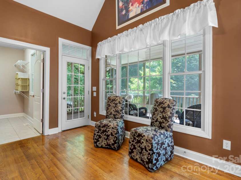 2301 Willow Creek Drive, Newton, NC 28658.  MLS# CAR4280417, YatesRealty ID 25167. 