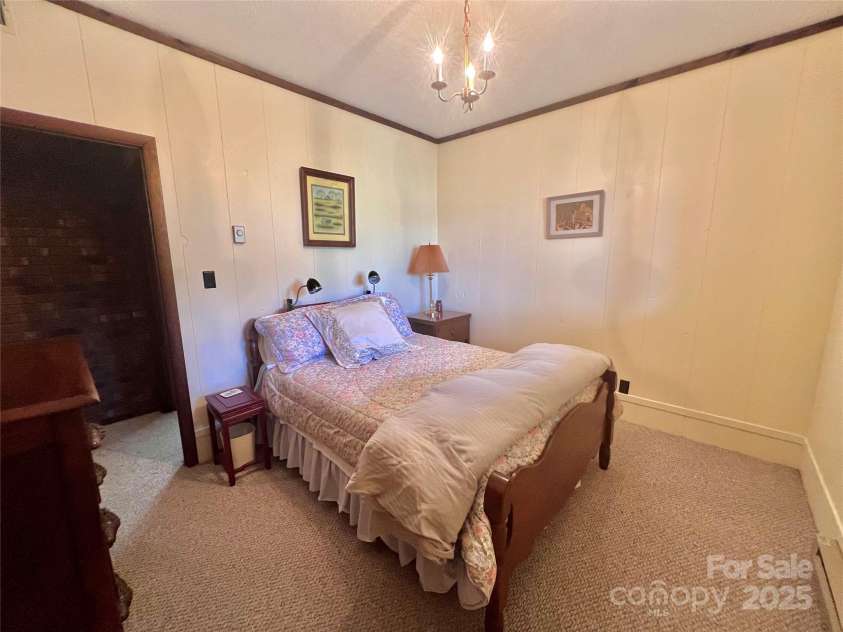 2636 Buck Mountain Road, West Jefferson, NC 28694.  MLS# CAR4280587, YatesRealty ID 25168. 