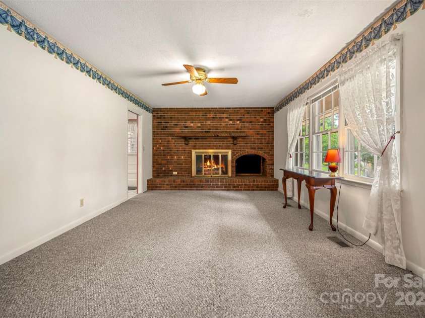 121 Cedar Lane, Rutherfordton, NC 28139.  MLS# CAR4280452, YatesRealty ID 25169. 