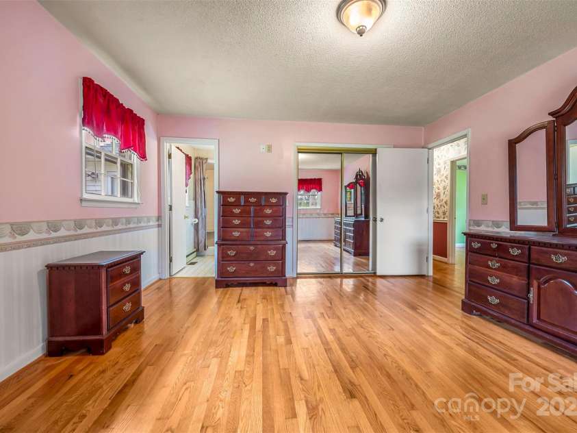 121 Cedar Lane, Rutherfordton, NC 28139.  MLS# CAR4280452, YatesRealty ID 25169. 