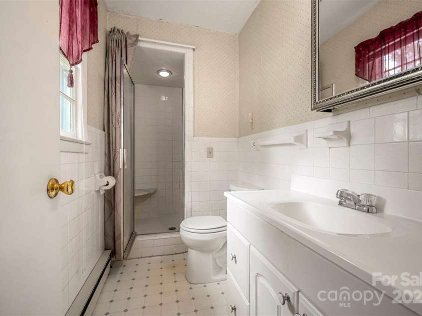 121 Cedar Lane, Rutherfordton, NC 28139.  MLS# CAR4280452, YatesRealty ID 25169. 