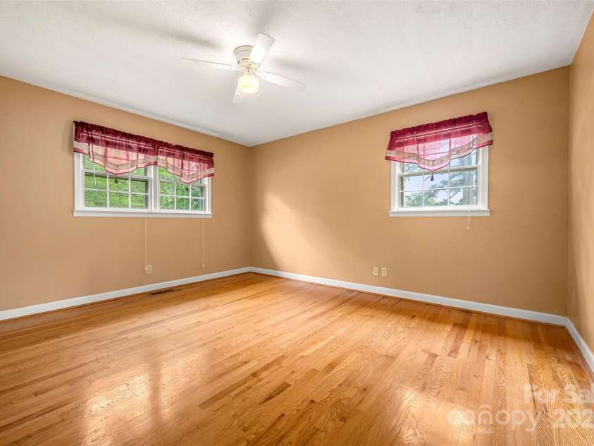 121 Cedar Lane, Rutherfordton, NC 28139.  MLS# CAR4280452, YatesRealty ID 25169. 