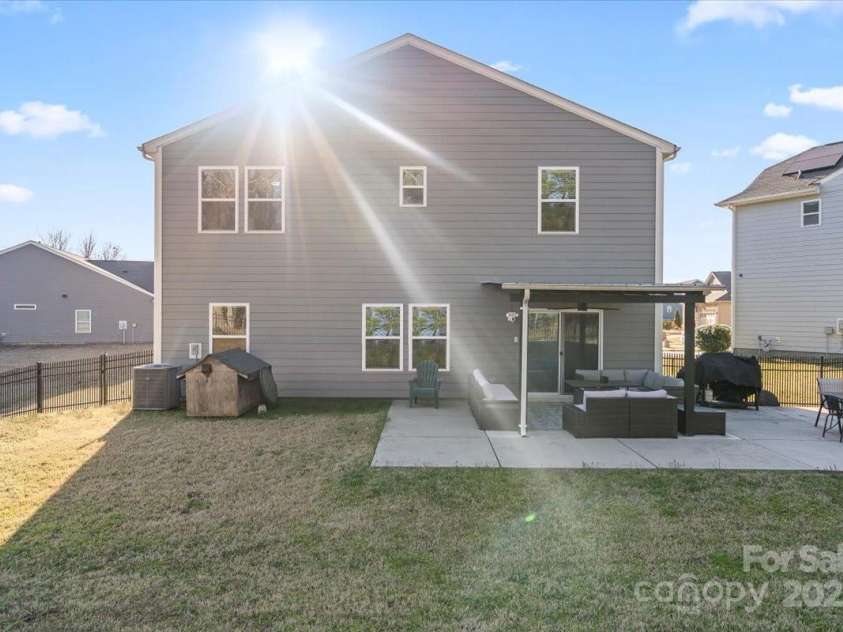 5703 Eleanor Rigby Road, Charlotte, NC 28278.  MLS# CAR4232389, YatesRealty ID 2517. Back of the home