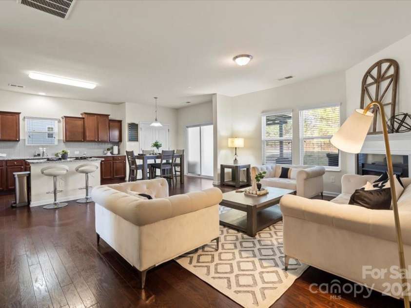 5703 Eleanor Rigby Road, Charlotte, NC 28278.  MLS# CAR4232389, YatesRealty ID 2517. Open floorplan