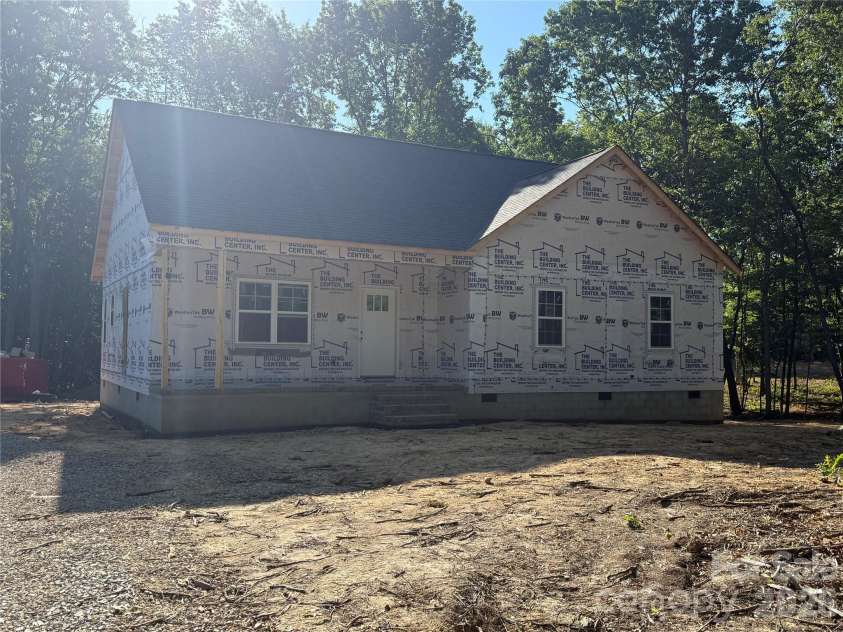 6723 Jesse Rushing Road, Marshville, NC 28103.  MLS# CAR4381361, YatesRealty ID 25171. 