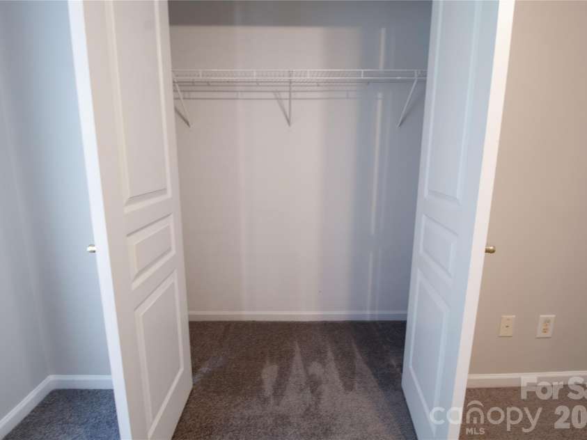 317 Ashton Bluff Circle, Mount Holly, NC 28120.  MLS# CAR4353434, YatesRealty ID 25172. 