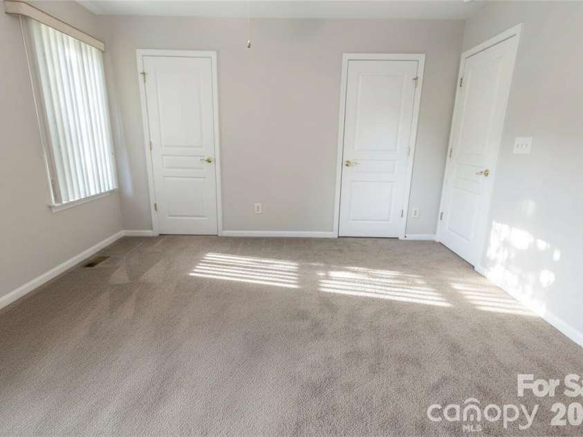 317 Ashton Bluff Circle, Mount Holly, NC 28120.  MLS# CAR4353434, YatesRealty ID 25172. 