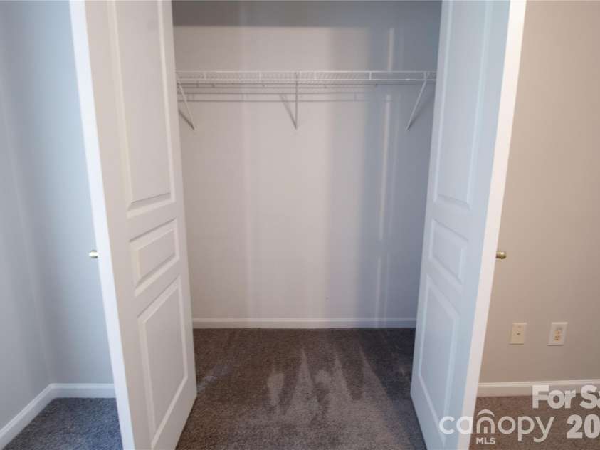 317 Ashton Bluff Circle, Mount Holly, NC 28120.  MLS# CAR4353434, YatesRealty ID 25172. 