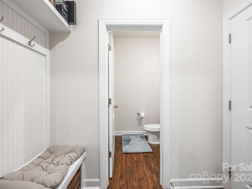 11965 Hambright Road, Huntersville, NC 28078.  MLS# CAR4293527, YatesRealty ID 25174. 
