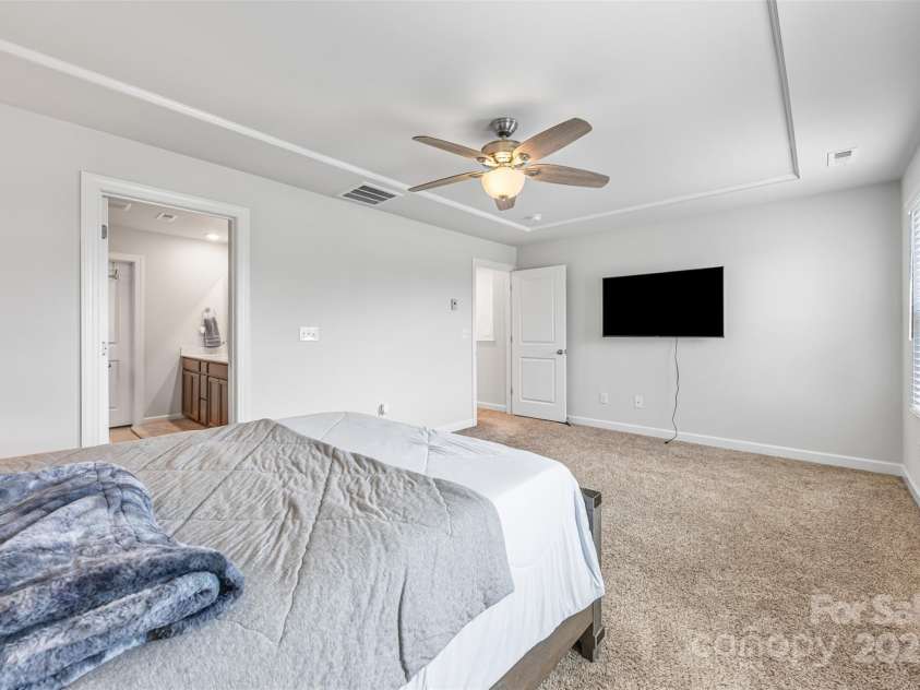 11965 Hambright Road, Huntersville, NC 28078.  MLS# CAR4293527, YatesRealty ID 25174. 
