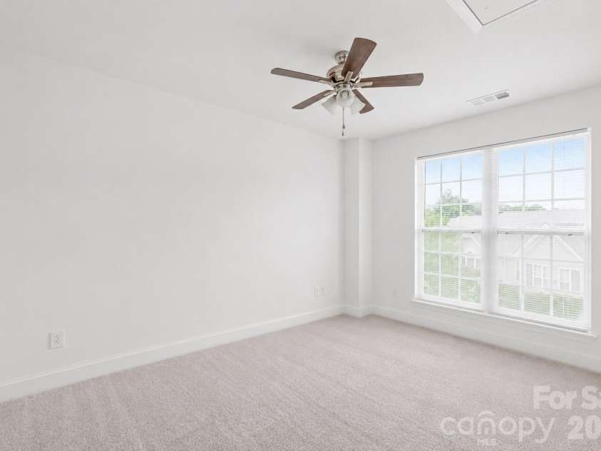 1707 Kashmir White Lane, Fort Mill, SC 29708.  MLS# CAR4382077, YatesRealty ID 25174. 
