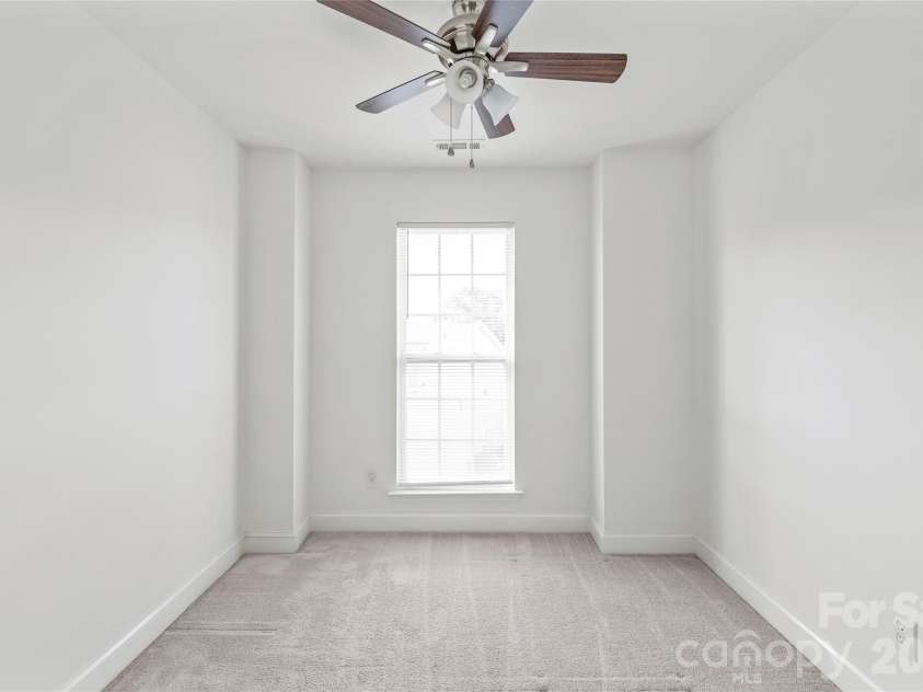 1707 Kashmir White Lane, Fort Mill, SC 29708.  MLS# CAR4382077, YatesRealty ID 25174. 