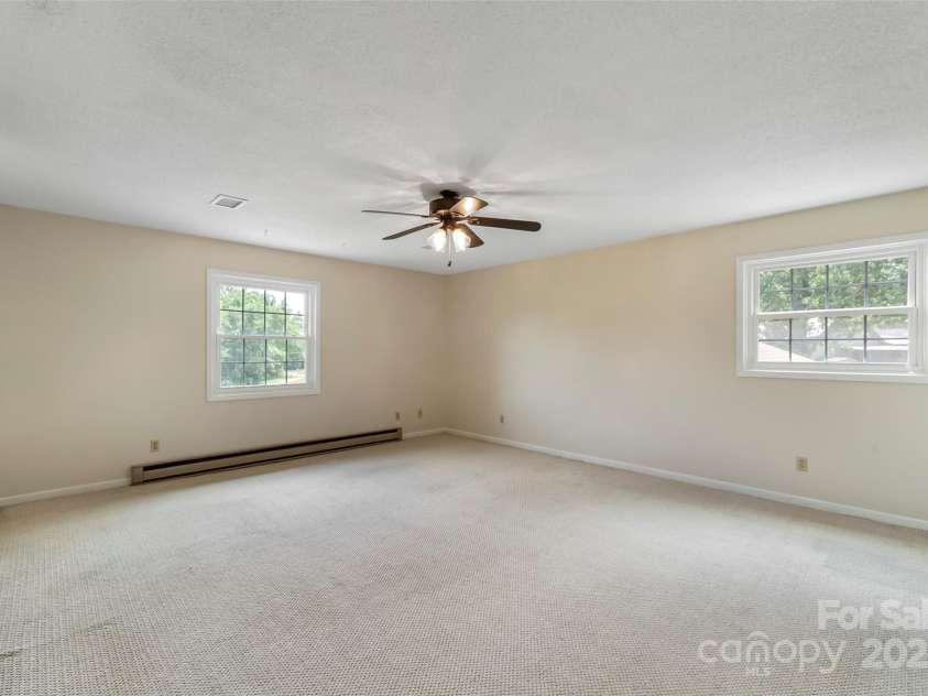 107 Dale Circle, Morganton, NC 28655.  MLS# CAR4280620, YatesRealty ID 25178. 