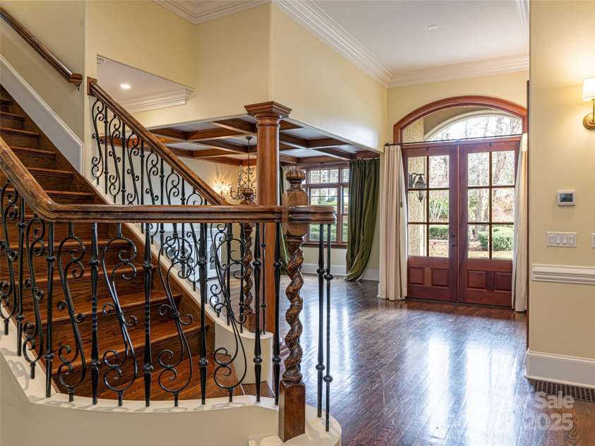 10 Walnut Lane, Fletcher, NC 28732.  MLS# CAR4333639, YatesRealty ID 2518. 