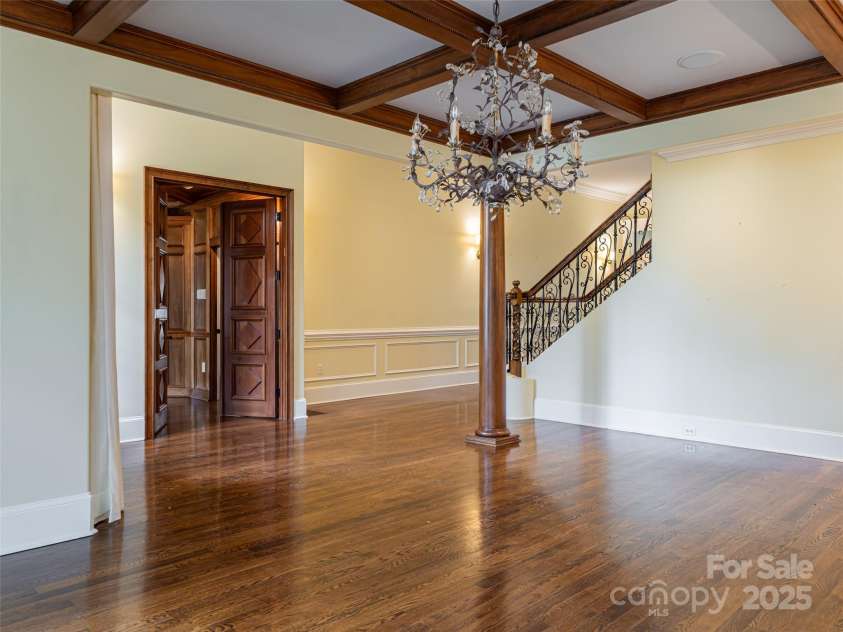 10 Walnut Lane, Fletcher, NC 28732.  MLS# CAR4333639, YatesRealty ID 2518. 