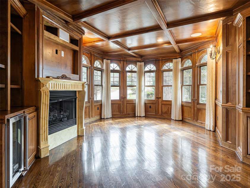 10 Walnut Lane, Fletcher, NC 28732.  MLS# CAR4333639, YatesRealty ID 2518. 