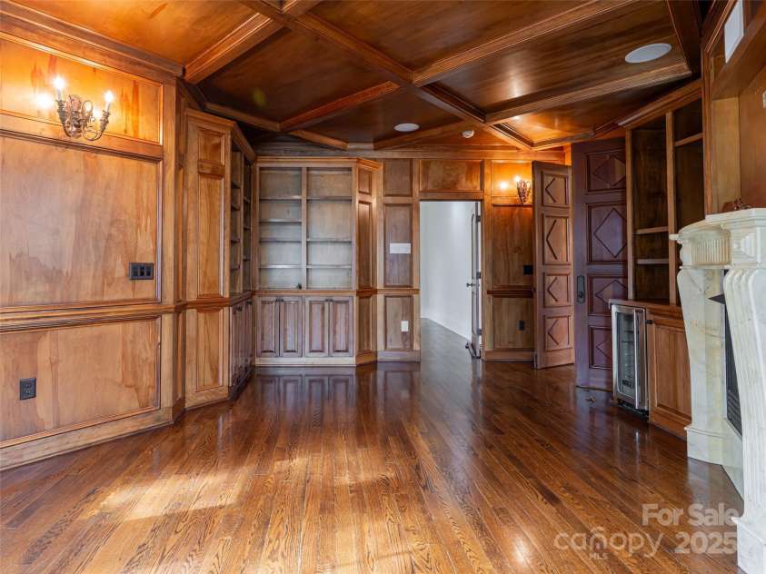 10 Walnut Lane, Fletcher, NC 28732.  MLS# CAR4333639, YatesRealty ID 2518. 