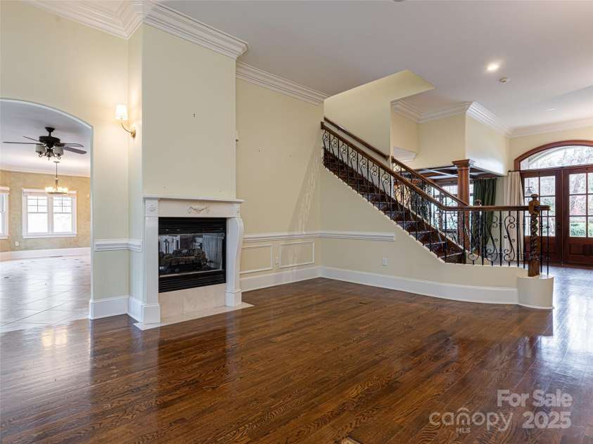 10 Walnut Lane, Fletcher, NC 28732.  MLS# CAR4333639, YatesRealty ID 2518. 