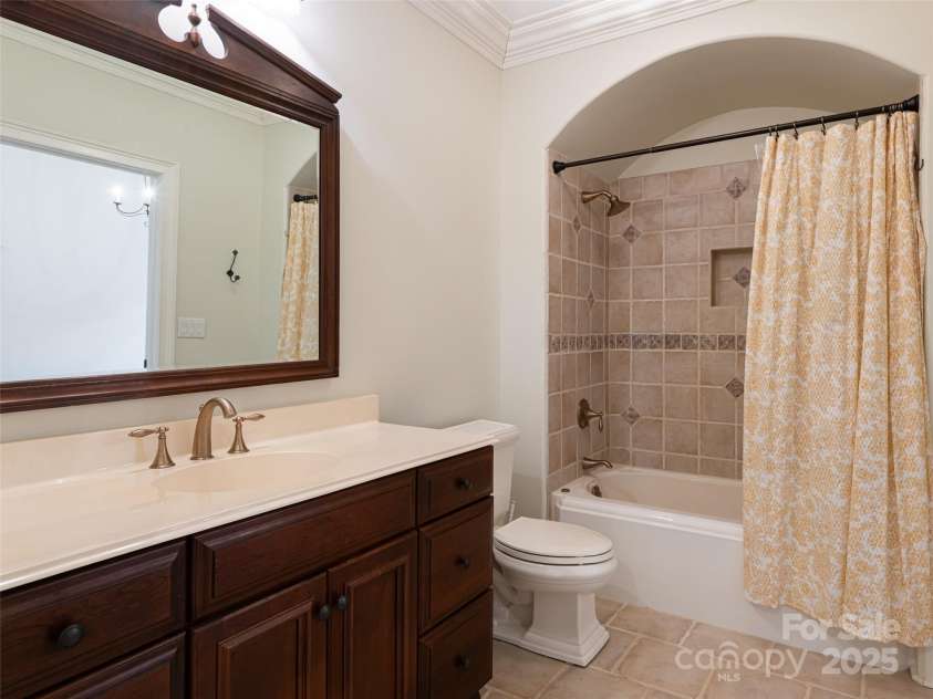 10 Walnut Lane, Fletcher, NC 28732.  MLS# CAR4333639, YatesRealty ID 2518. 