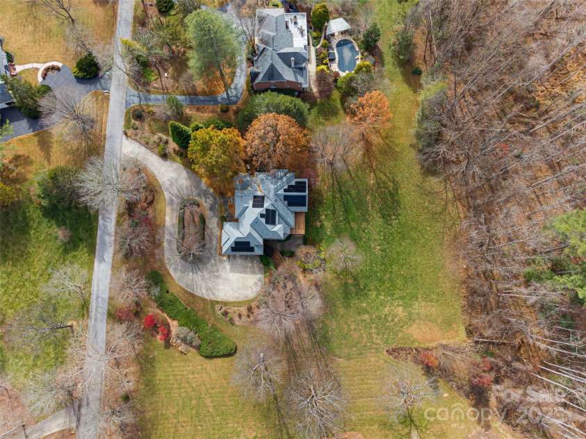 10 Walnut Lane, Fletcher, NC 28732.  MLS# CAR4333639, YatesRealty ID 2518. 