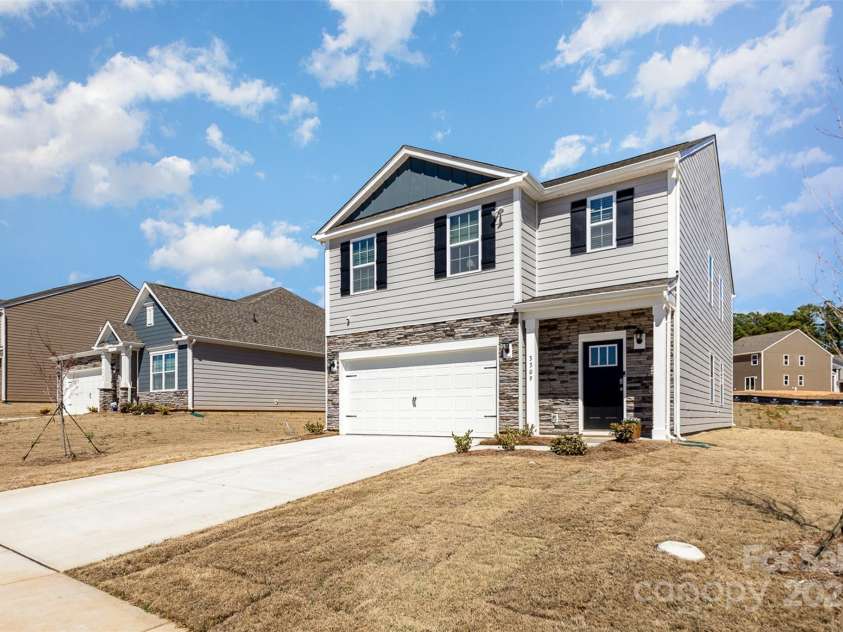 3309 Colorado Blue Court, Gastonia, NC 28056.  MLS# CAR4235546, YatesRealty ID 2518. 