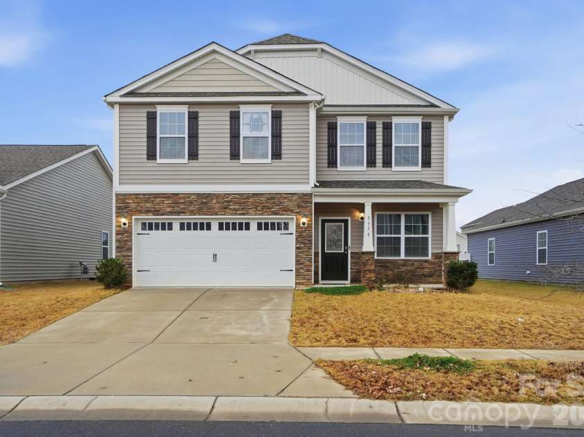 7576 Stonehouse Drive, Gastonia, NC 28056.  MLS# CAR4328250, YatesRealty ID 25180. 