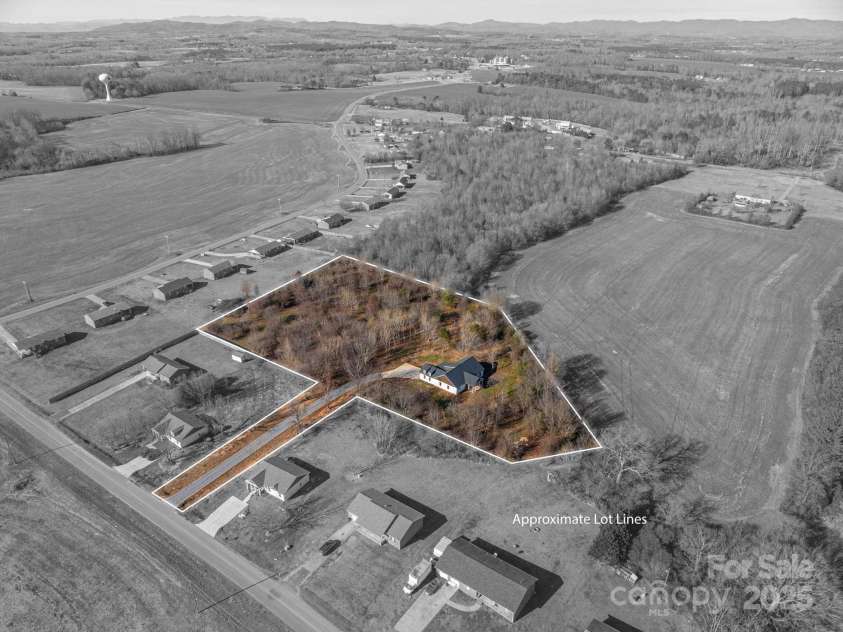 1246 Bob Falls Road, Shelby, NC 28150.  MLS# CAR4329274, YatesRealty ID 25181. 