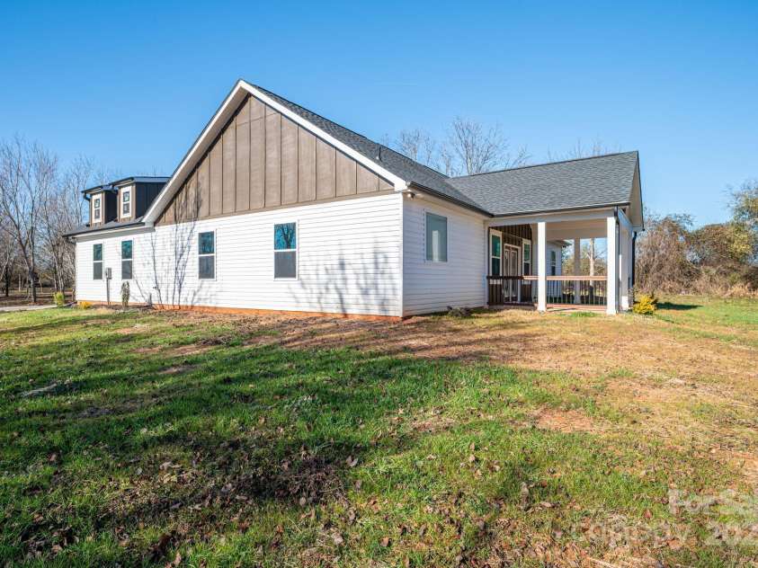 1246 Bob Falls Road, Shelby, NC 28150.  MLS# CAR4329274, YatesRealty ID 25181. 