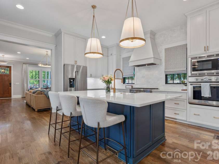 351 Delburg Street, Davidson, NC 28036.  MLS# CAR4375169, YatesRealty ID 25182. Kitchen