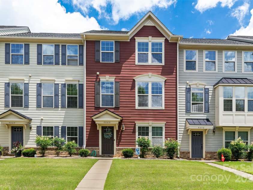 4060 Zilker Park Drive, Charlotte, NC 28217.  MLS# CAR4264904, YatesRealty ID 25182. 
