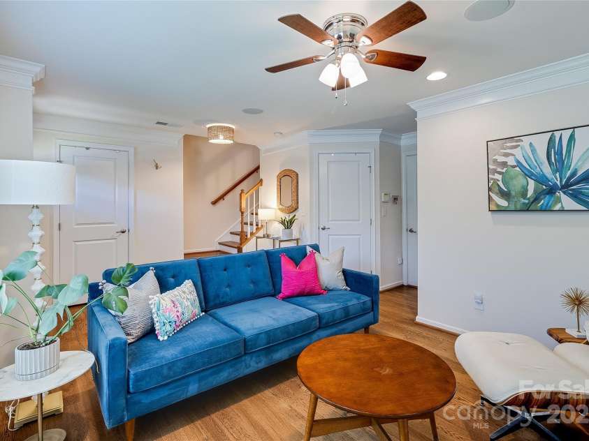 4060 Zilker Park Drive, Charlotte, NC 28217.  MLS# CAR4264904, YatesRealty ID 25182. 